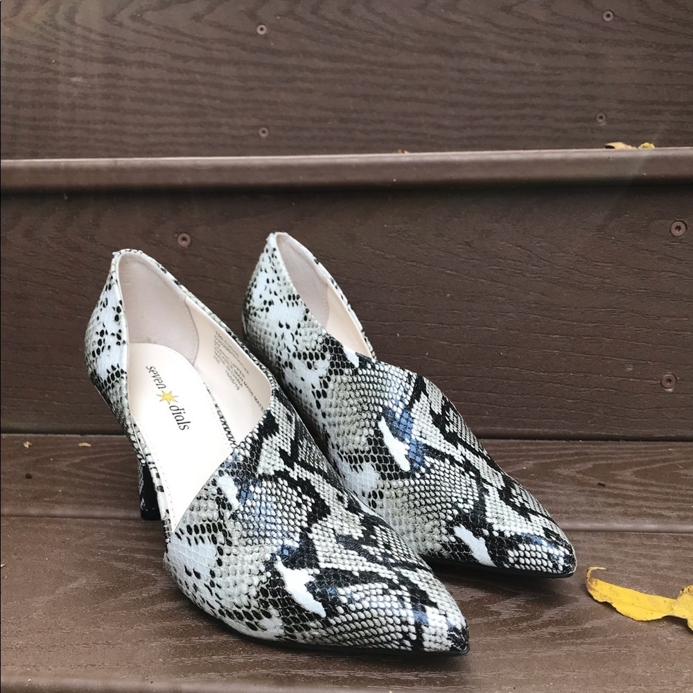 New Seven Dials Snakeskin Heels - Picture 3 of 5